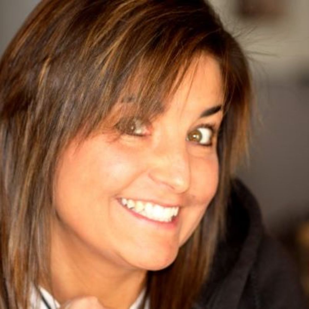 Meet your Posher, Dana